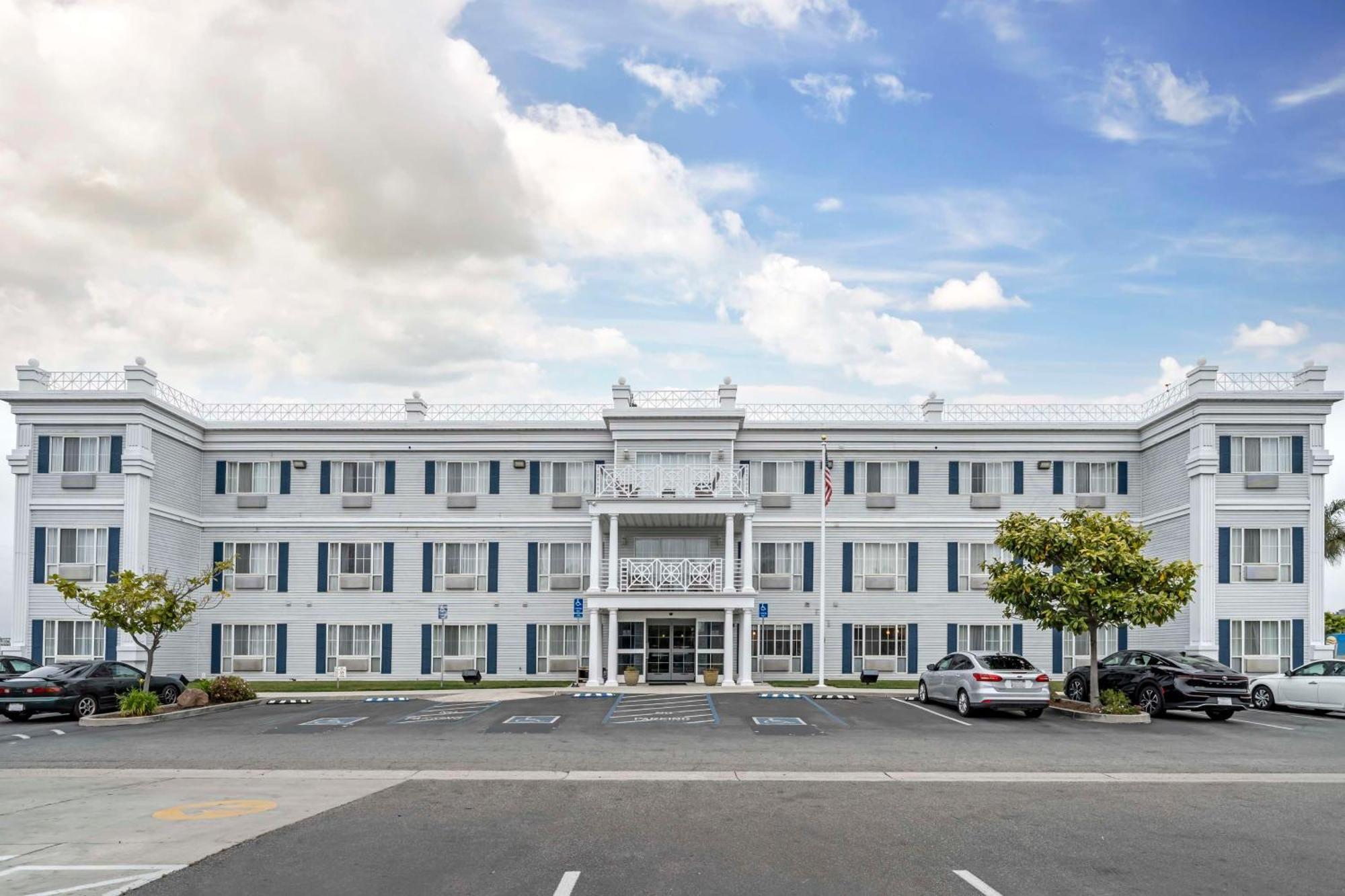 Best Western Salinas Monterey Εξωτερικό φωτογραφία